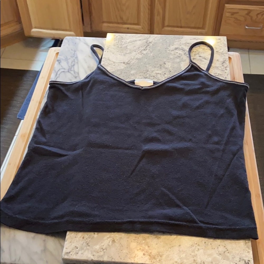 Tank, Large, by Rapizzi’s. Clean, Comfortable.